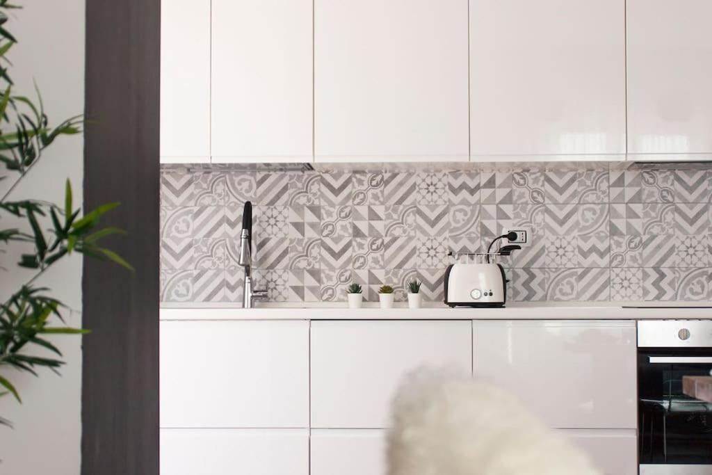 ורונה Lucky Home Near Train Station And City Center מראה חיצוני תמונה